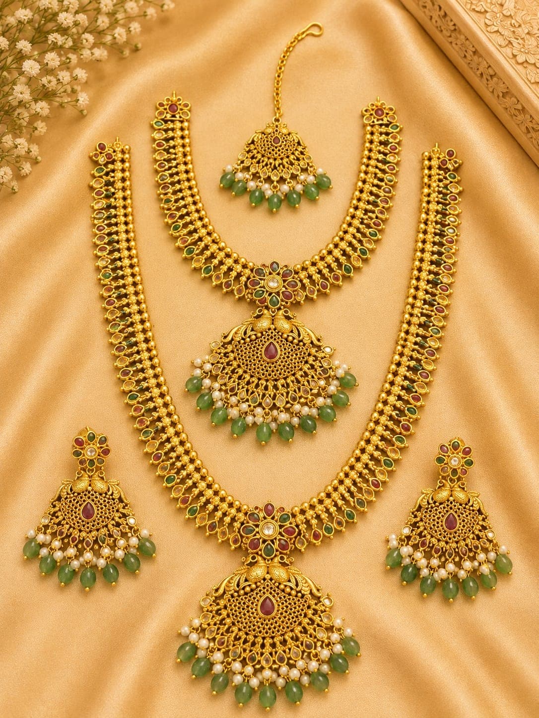 Nakshi work kemp bridal set with tikka